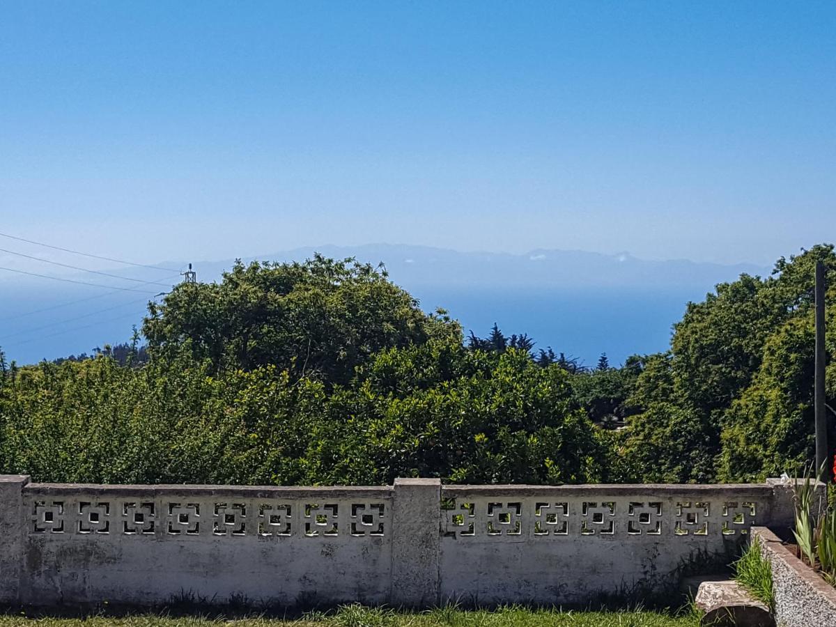 Maison Mialon: Country House Amidst Of Nature La Esperanza  外观 照片