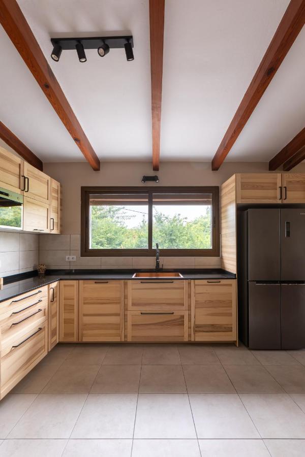 Maison Mialon: Country House Amidst Of Nature La Esperanza  外观 照片